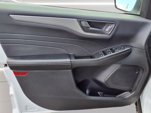 Used 2023 Ford Escape Active image 14