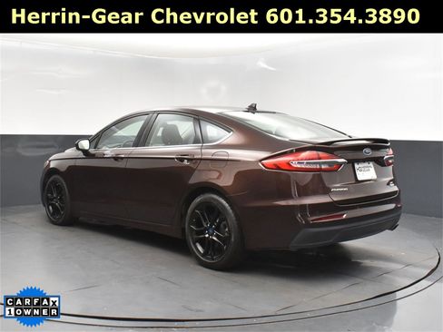 Used 2019 Ford Fusion SE w/ Equipment Group 151A image 5