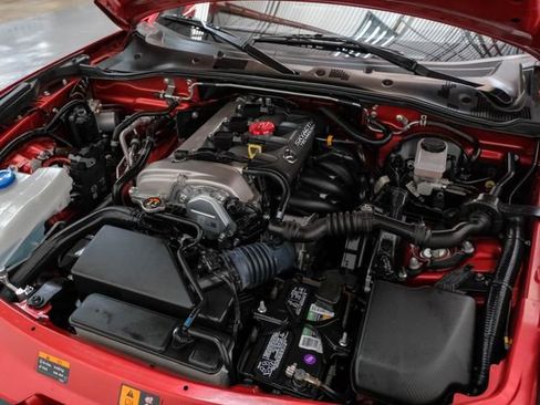 Used 2017 MAZDA MX-5 Miata RF Grand Touring image 42