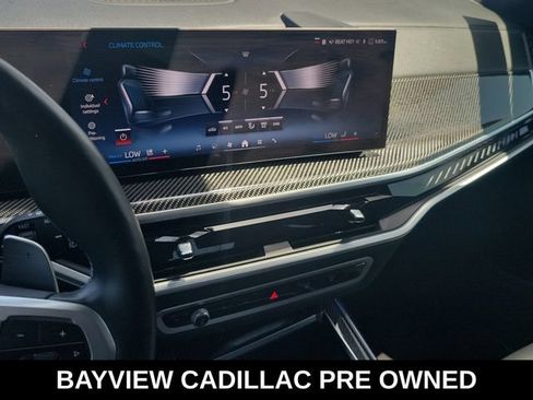Used 2024 BMW X7 M60i AWD/4WD image 28
