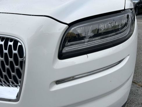 Used 2022 Lincoln Nautilus Reserve AWD/4WD image 11