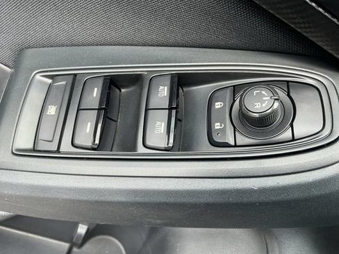 Used 2018 Subaru Crosstrek 2.0i AWD/4WD image 24