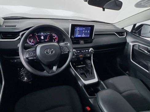 Used 2024 Toyota RAV4 XLE image 27