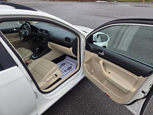 Used 2014 Volkswagen Jetta SE image 23