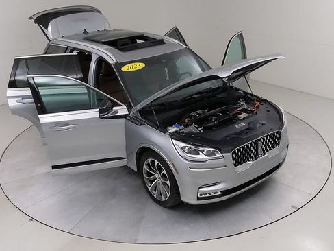 Used 2023 Lincoln Aviator Grand Touring w/ Equipment Group 301A AWD/4WD image 52