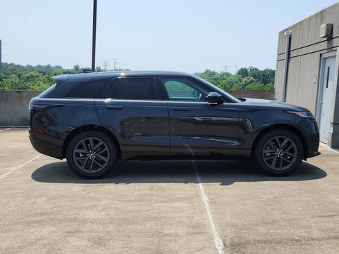 Used 2026 Land Rover Range Rover Velar Dynamic SE image 11