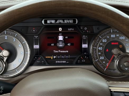 Used 2019 RAM 1500 Limited AWD/4WD image 20