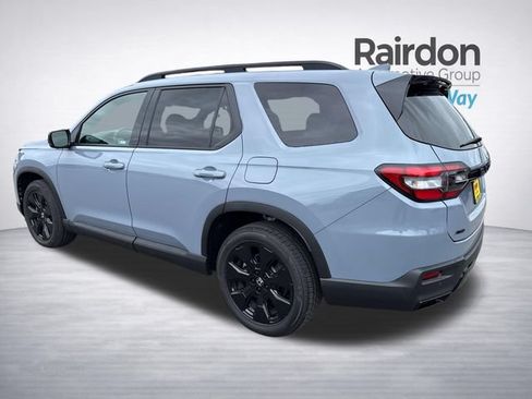 Used 2026 Honda Pilot Black Edition image 5
