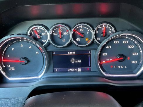 Used 2022 Chevrolet Silverado 2500 LT w/ Convenience Package image 15