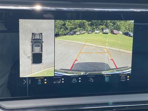 Used 2023 GMC Sierra 1500 AT4X image 25