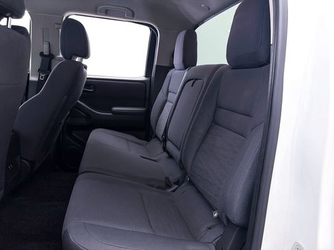 Used 2022 Nissan Frontier S w/ Technology Package RWD image 32