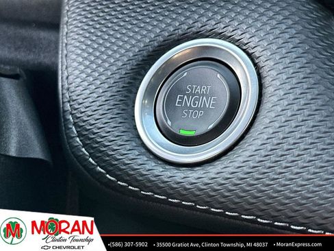 Used 2025 Chevrolet Equinox LT image 17