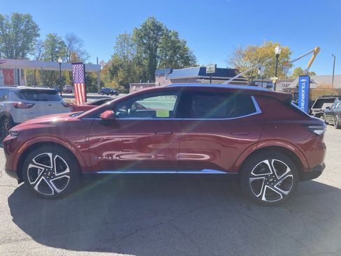 New 2026 Chevrolet Equinox EV LT w/ Convenience Package II image 4