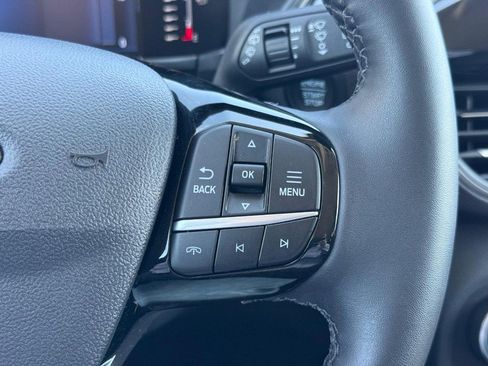 Certified 2023 Ford Escape Active AWD/4WD image 19