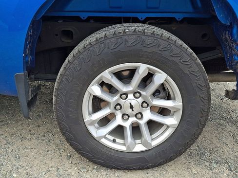 Used 2023 Chevrolet Silverado 1500 RST w/ Z71 Off-Road Package AWD/4WD image 10