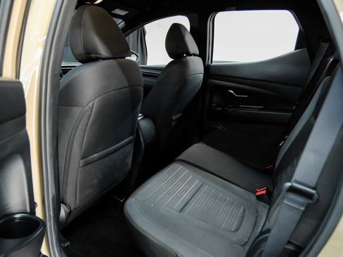 Used 2024 Hyundai Santa Cruz SEL FWD image 40