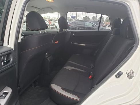 Used 2016 Subaru Crosstrek 2.0i Premium image 11