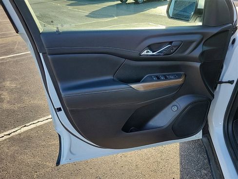 Used 2019 GMC Acadia SLE w/ Driver Alert Package I image 19