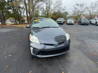 Used 2014 Toyota Prius Two video 3