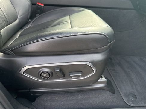 Used 2024 Jeep Wagoneer 4WD image 35