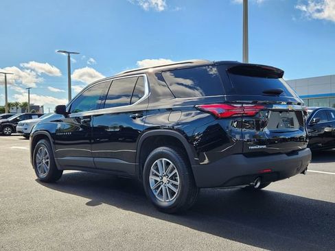 Used 2023 Chevrolet Traverse LT image 4