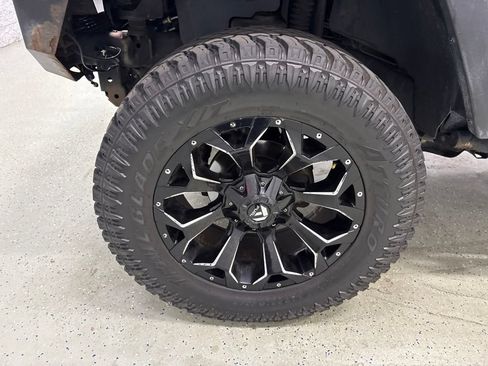 Used 2017 Jeep Wrangler Unlimited Sport w/ Quick Order Package 24S AWD/4WD image 11