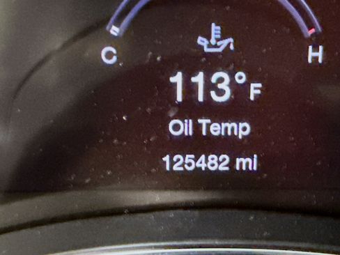 Used 2017 Jeep Grand Cherokee Altitude RWD image 16