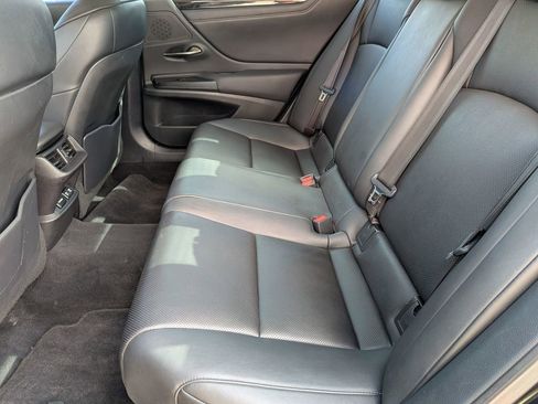 Used 2020 Lexus ES 350 w/ Premium Package image 23