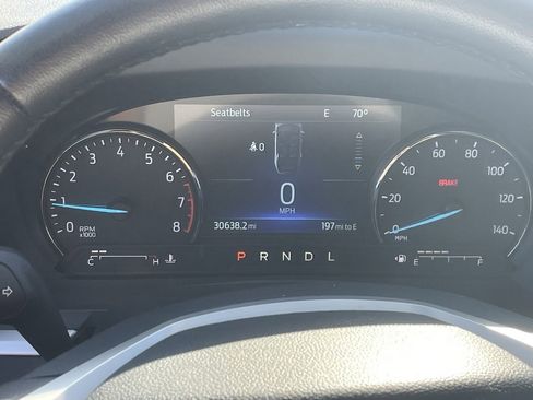 Used 2022 Ford Explorer XLT image 8