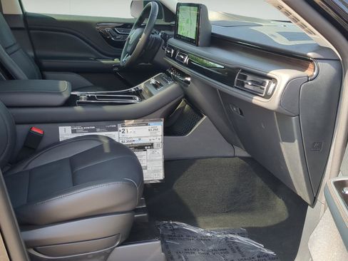 New 2026 Lincoln Aviator Reserve w/ Jet Appearance Package RWD image 21