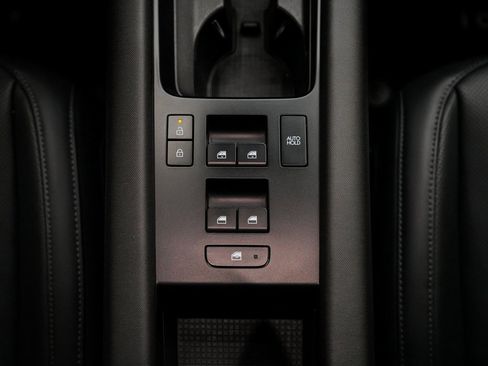 Used 2024 Hyundai Ioniq 6 Limited image 29