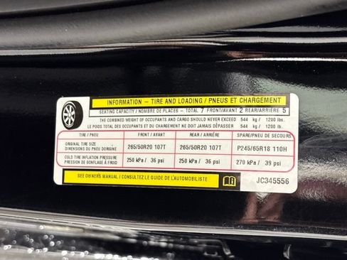 Used 2018 Dodge Durango R/T AWD/4WD image 19