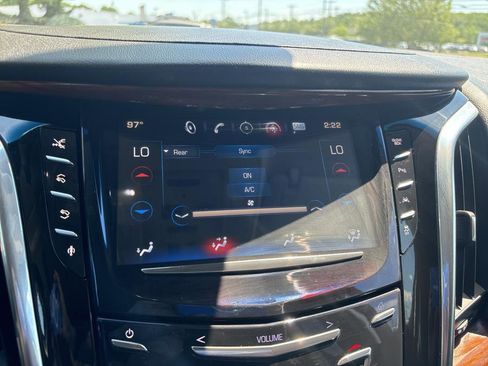 Used 2016 Cadillac Escalade ESV Premium image 12