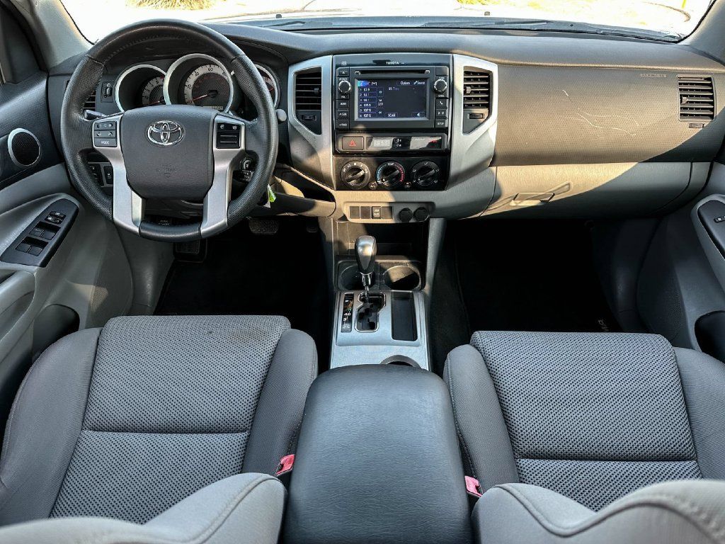 Used 2013 Toyota Tacoma PreRunner w/ TRD Sport Pkg RWD image 11