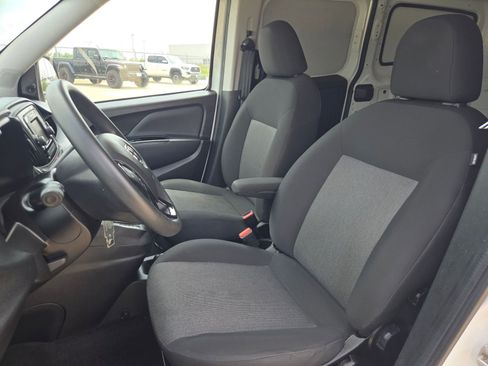 Used 2022 RAM ProMaster City Tradesman FWD image 10