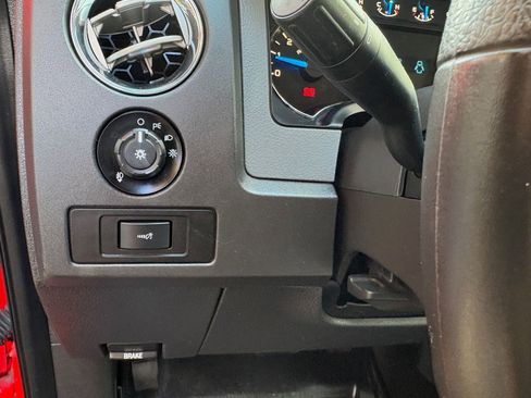 Used 2013 Ford F150 XLT image 32