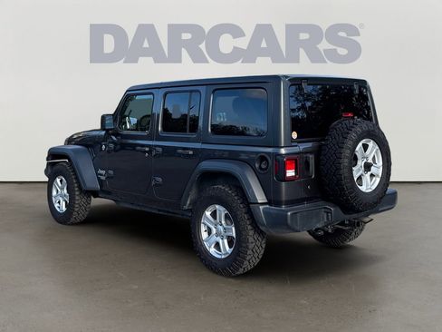 Used 2018 Jeep Wrangler Unlimited Sport S AWD/4WD image 5