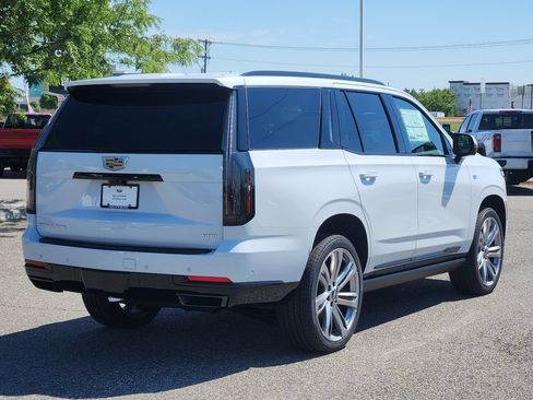 New 2026 Cadillac Escalade Platinum Sport w/ LPO, Floor Liner Package AWD/4WD image 45