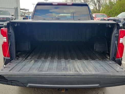 Used 2022 Chevrolet Silverado 1500 RST image 8