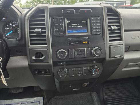 Used 2018 Ford F250 XL w/ Power Equipment Group image 5