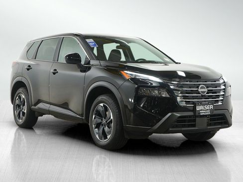 Used 2025 Nissan Rogue SV AWD/4WD image 7