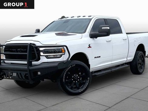 Used 2024 RAM 2500 Laramie w/ Night Edition AWD/4WD image 1