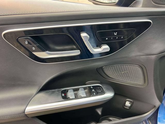 Used 2023 Mercedes-Benz C 300 Sedan image 22