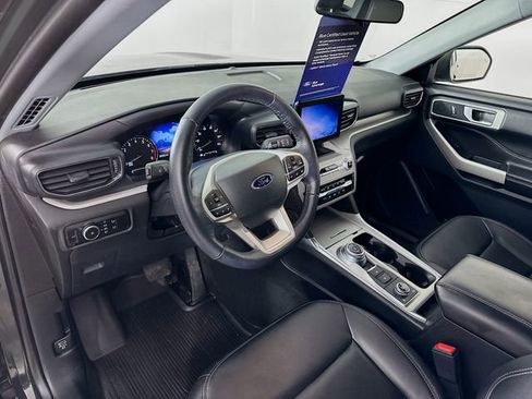 Certified 2023 Ford Explorer XLT w/ Equipment Group 202A image 15