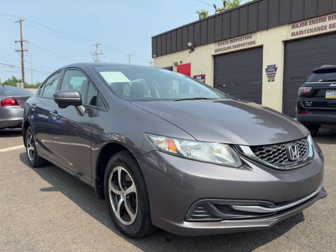 Used 2015 Honda Civic SE image 8