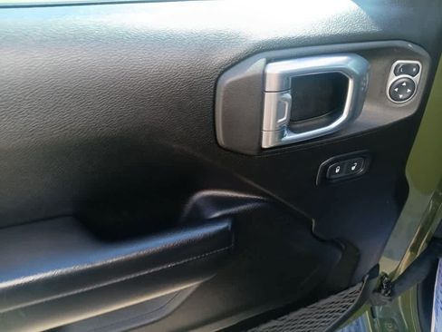 Used 2021 Jeep Wrangler Unlimited Sport AWD/4WD image 13