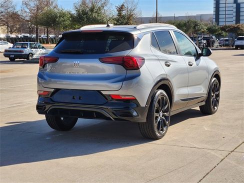 Used 2025 Buick Encore GX Sport Touring w/ Experience Buick Package image 5