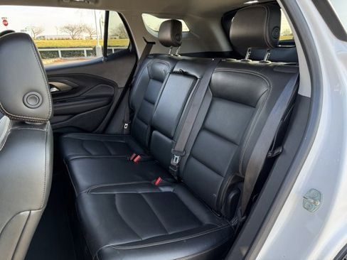 Used 2019 GMC Terrain SLT w/ Preferred Package image 29