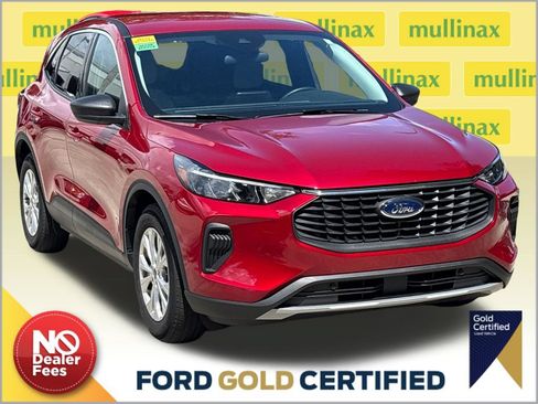 Used 2023 Ford Escape Active FWD image 1