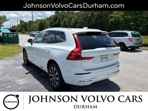 Used 2023 Volvo XC60 B5 Plus w/ Climate Package AWD/4WD image 4